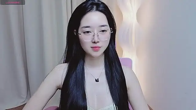 Miu-999's Live XXX Chat