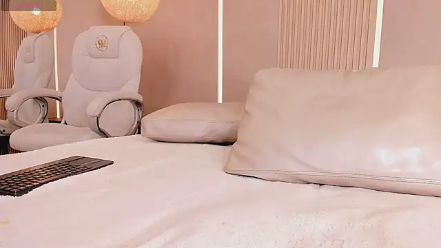 eva_lain – Naživo XXX chat