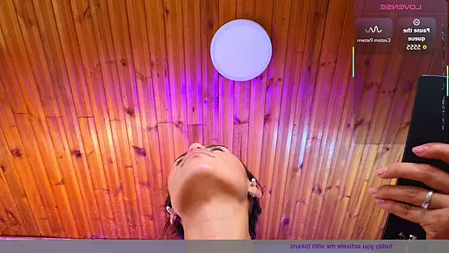 juliana-mancini live XXX chat