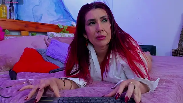 Chat +18 de Perla_Franco ao vivo