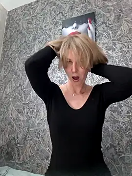 Živý XXX chat stellahere8