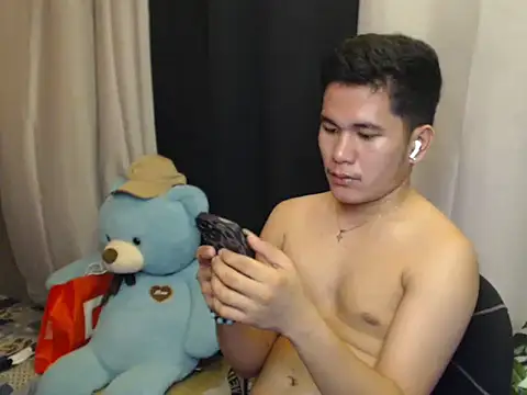 دردشة master_levi الجنسية المباشرة