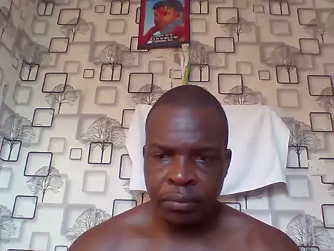 Chumba_001: διαδικτυακό σόου στην κάμερα