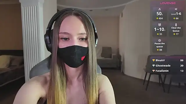 CreamAssk's Live XXX Chat