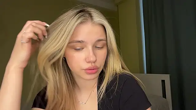 EarthaStinett's Webcam Show