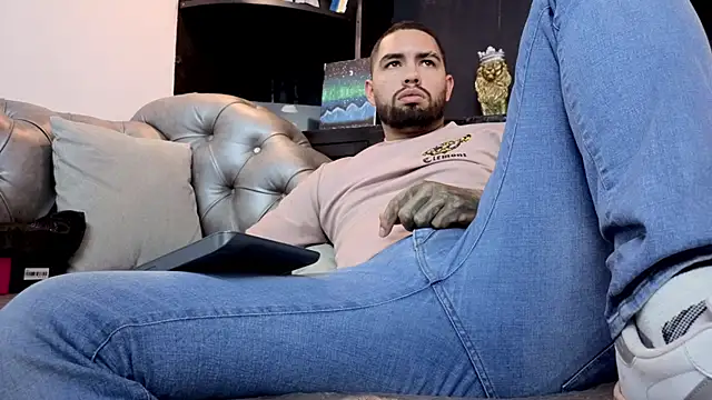 Вебкам-шоу matteosantos