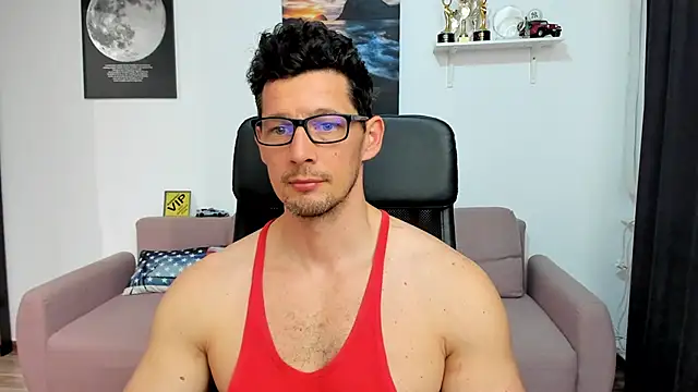 Онлайн чат XXX BrutusK08