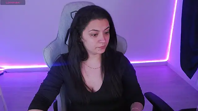 LuciaLoca's Live XXX Chat