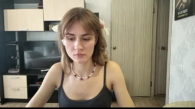 ElenoreHolguin's Live XXX Chat