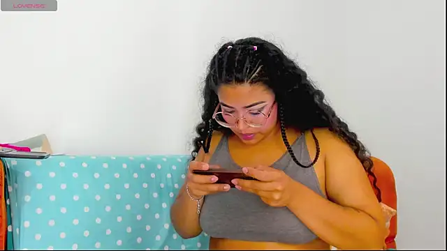 Chat XXX ao vivo de moana_taylor