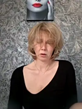 XXX chat uživo modela stellahere8