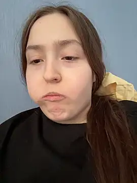 charmingggirl Webcam-Show