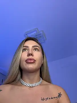 BarbieDoll13 Webcam show