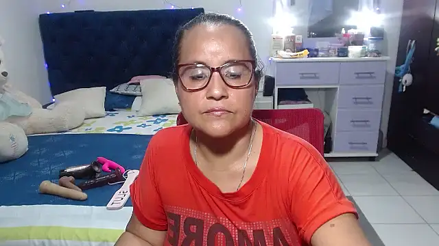 Živý XXX chat pervert_mommy_