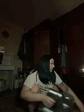 Naughtbaby_2025: онлайн-секс-чат