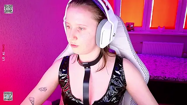 mon_lola's Live XXX Chat