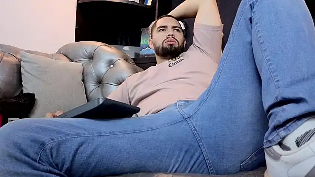 Chatroom XXX en direct de matteosantos