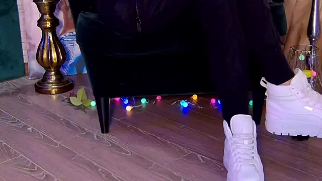 FeetVibe's Live XXX Chat