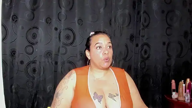 Sofie-Storm Chat XXX in diretta