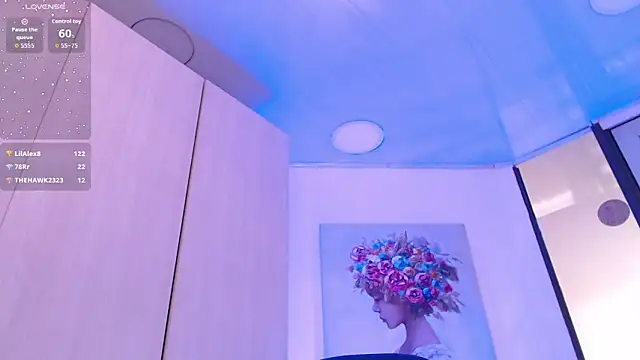 milfsecret69's Live XXX Chat