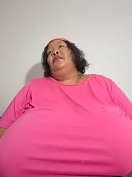 nancy111: онлайн-секс-чат