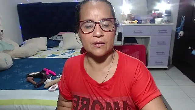 Show Webcam de pervert_mommy_