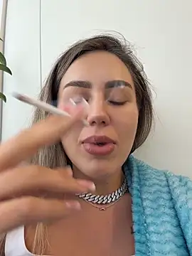 BarbieDoll13's Live XXX Chat