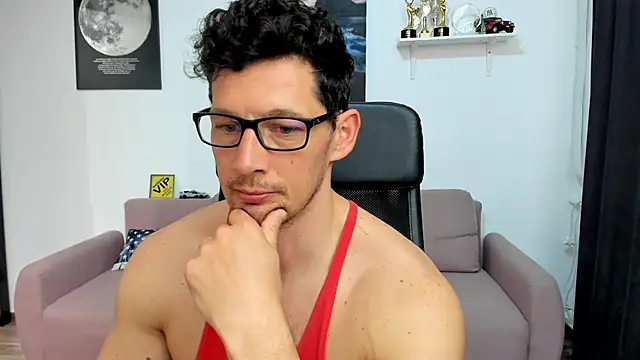 BrutusK08 现场XXX聊天