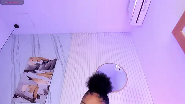 Afro_Luna Adlı Modelin Canlı XXX Sohbeti