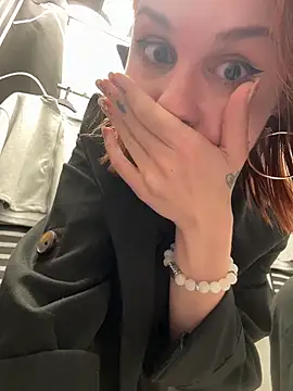 RosieSecret Chat XXX in diretta