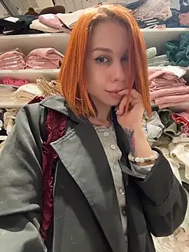 RosieSecret: вебкам-шоу