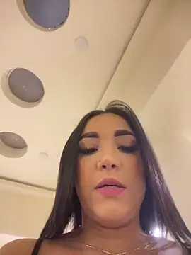 Chat XXX en directo de Farah_Stone