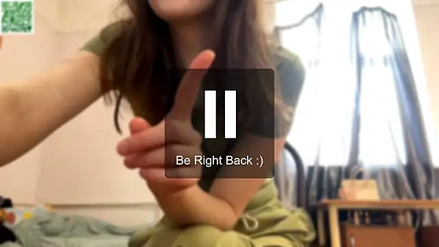 VickieKush Adlı Modelin Canlı XXX Sohbeti