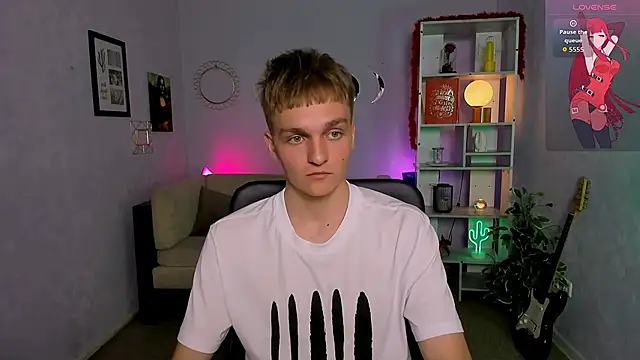 Show modela john_lik na web-kameri