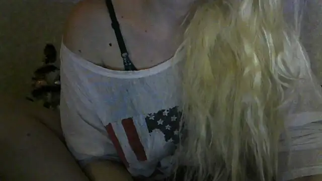 JLA_kiss Adlı Modelin Canlı XXX Sohbeti