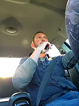 MrMechanic38: διαδικτυακό σόου στην κάμερα