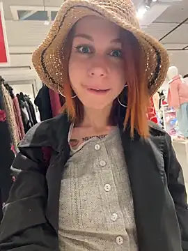 RosieSecret live XXX chat