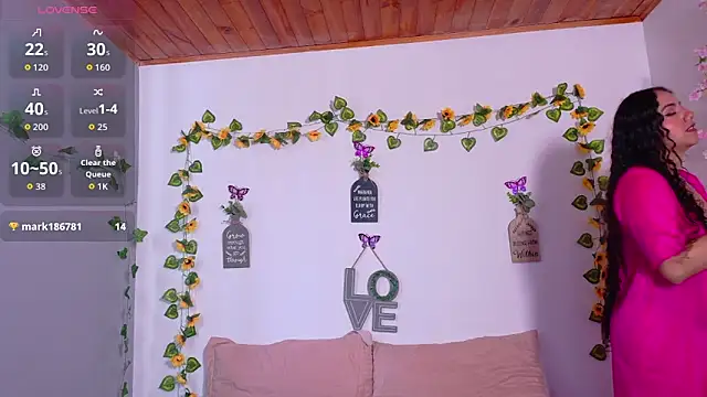 emiily_curly – Live XXX-chat