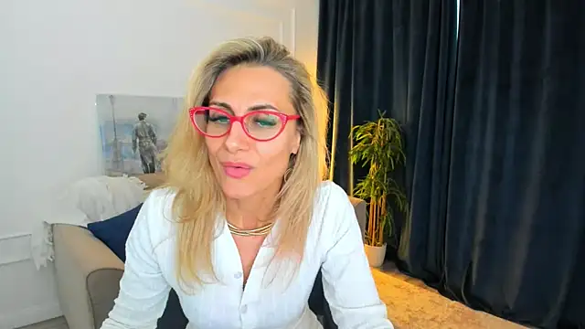 Chat +18 de MuseOfStage ao vivo