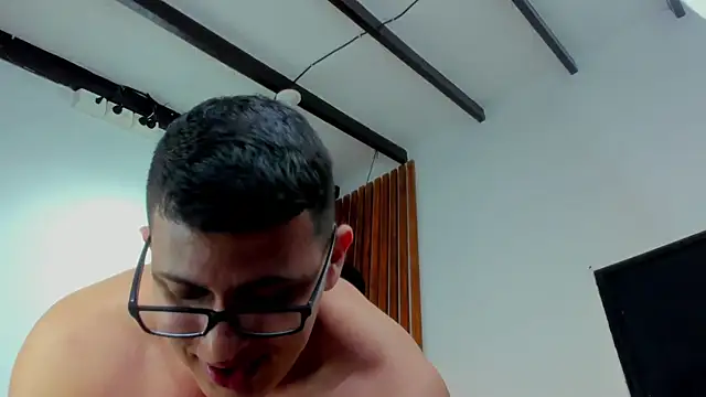 RomanCroft – Naživo XXX chat