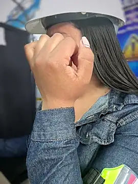 _Mia-Safety_Inspector's Webcam Show