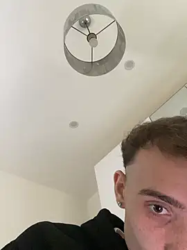 LaMaterialista 라이브 XXX 채팅