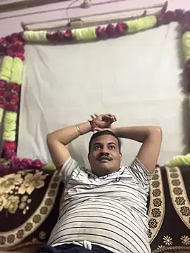 Saxymood1111 即時 XXX 聊天