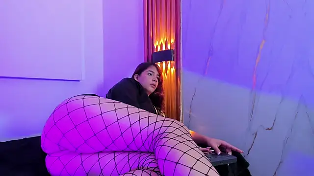 แชท XXX สดของ BellaRomano