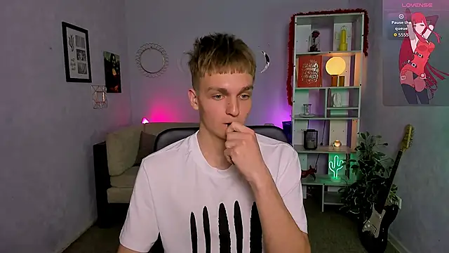 Вебкам-шоу john_lik