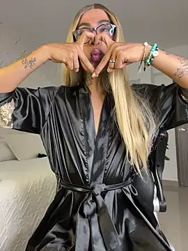 Show modela miss_tatiana_ na web-kameri