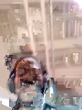 Mikaaa97 即時 XXX 聊天