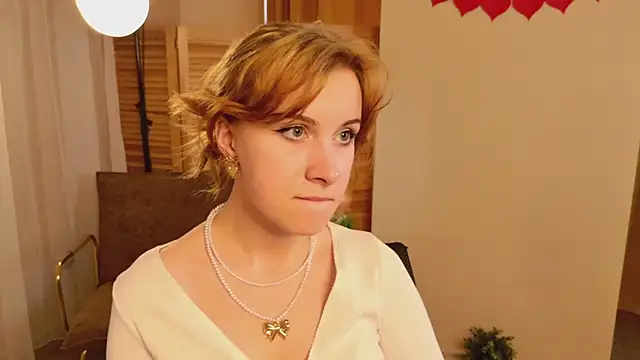 Онлайн чат XXX miraiakik