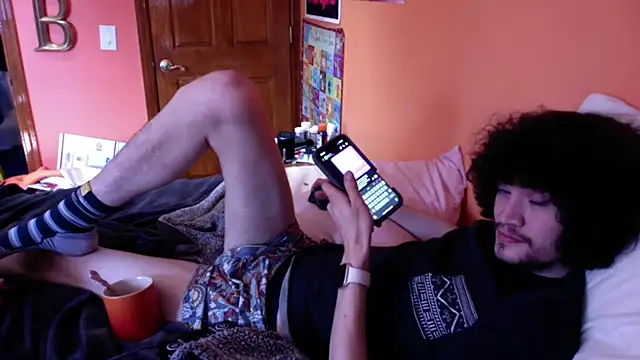 Teddy4420: διαδικτυακό σόου στην κάμερα