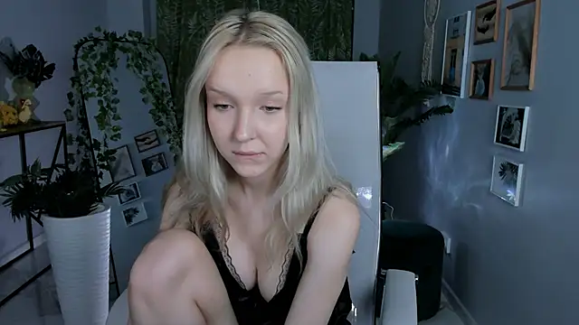 XXX chat uživo modela MaoqiBeverly